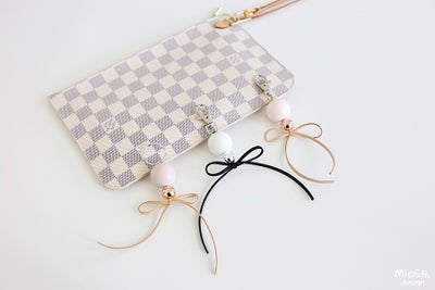 Avaimenper&auml;/laukkukoru Adessa