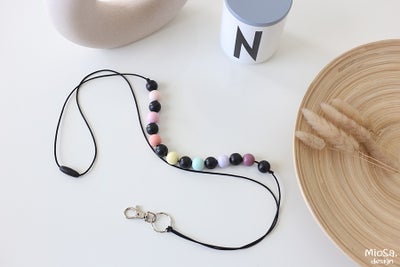 Maxine-avainnauha olan yli