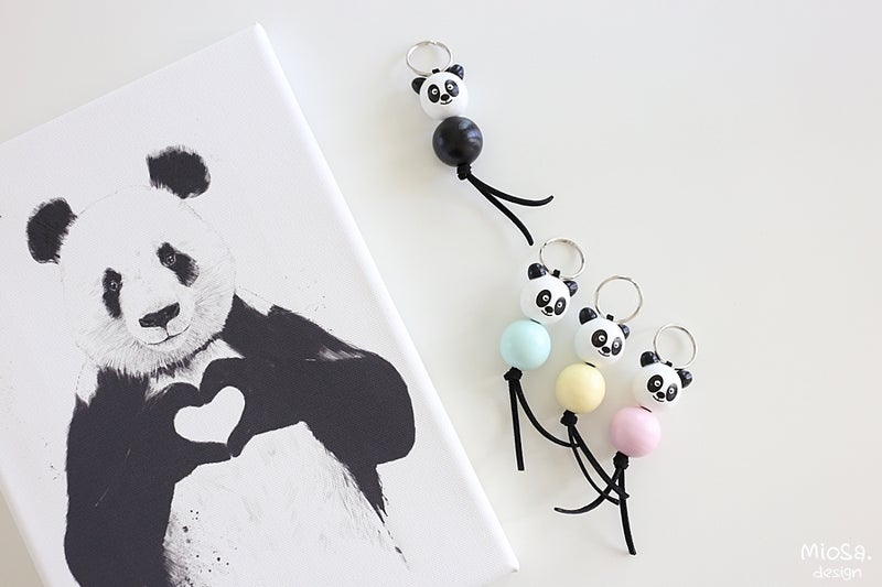 Avaimenper&auml; Panda eri s&auml;vyiss&auml;&auml;n.